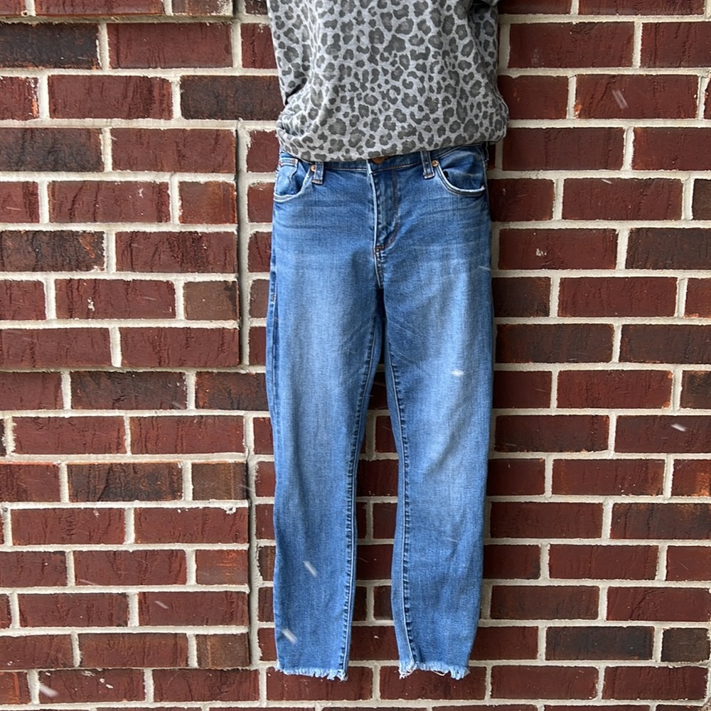 Stay Blue denim jeans with a raw hem and straight leg